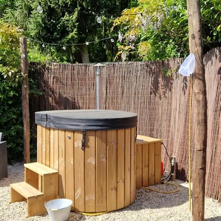 Hottub - Wellnesshuisje - Bos - Oudveluwe Σπίτι διακοπών *