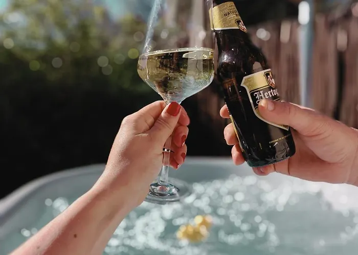 Hottub - Wellnesshuisje - Bos - Oudveluwe Сasa de vacaciones Voorthuizen