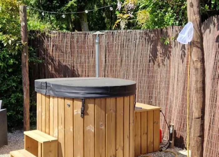 Hottub - Wellnesshuisje - Bos - Oudveluwe 度假居 *