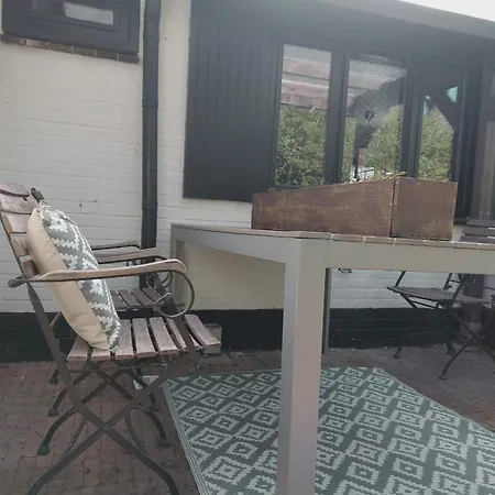 Holiday home Hottub - Wellnesshuisje - Bos - Oudveluwe Voorthuizen